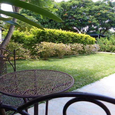 Hotel Ancha'S Oasis Maputo Exterior foto